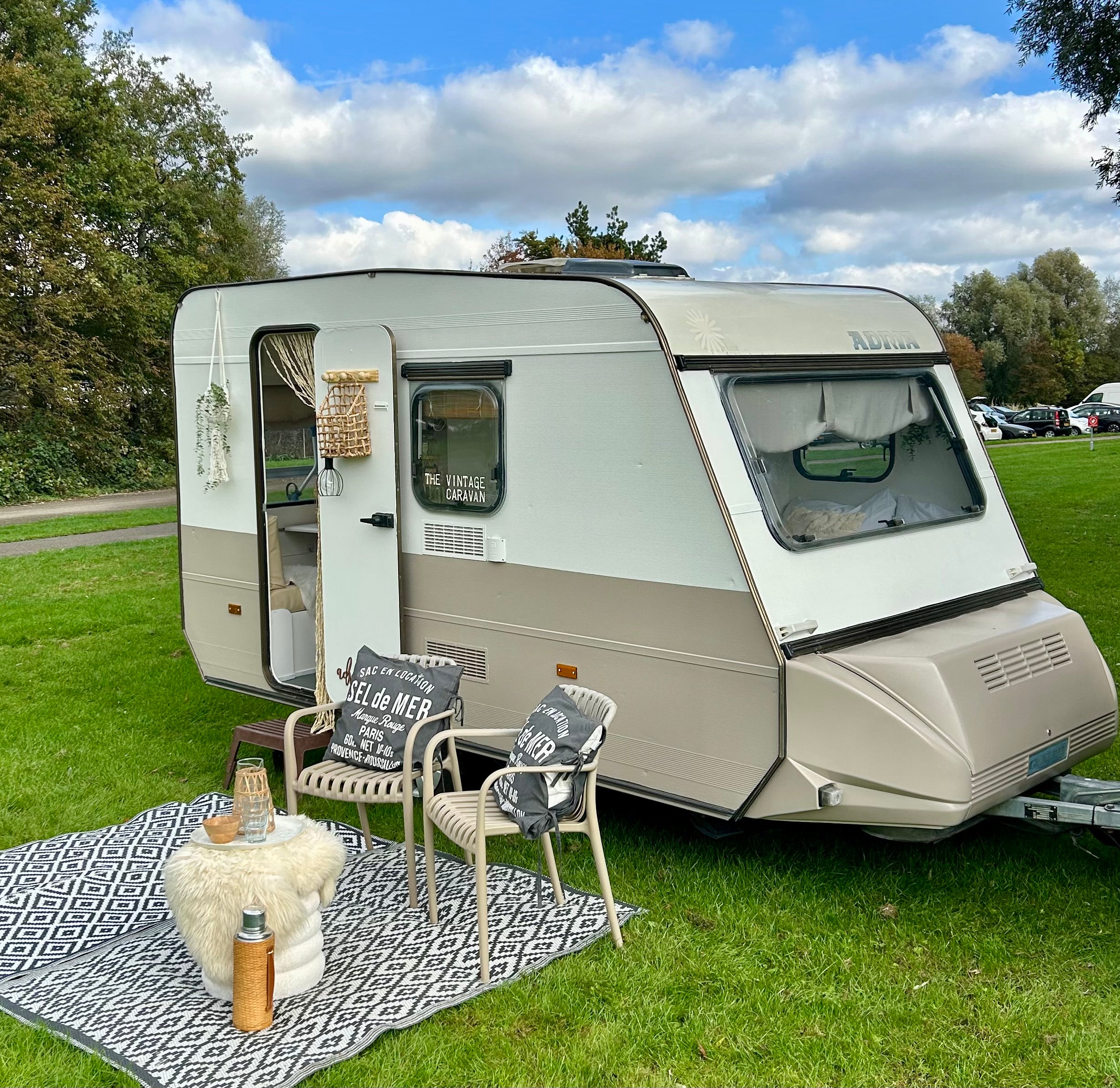 Adria Prima - ÄHNLICHES MODELL IN KÜRZE ERHÄLTLICH!