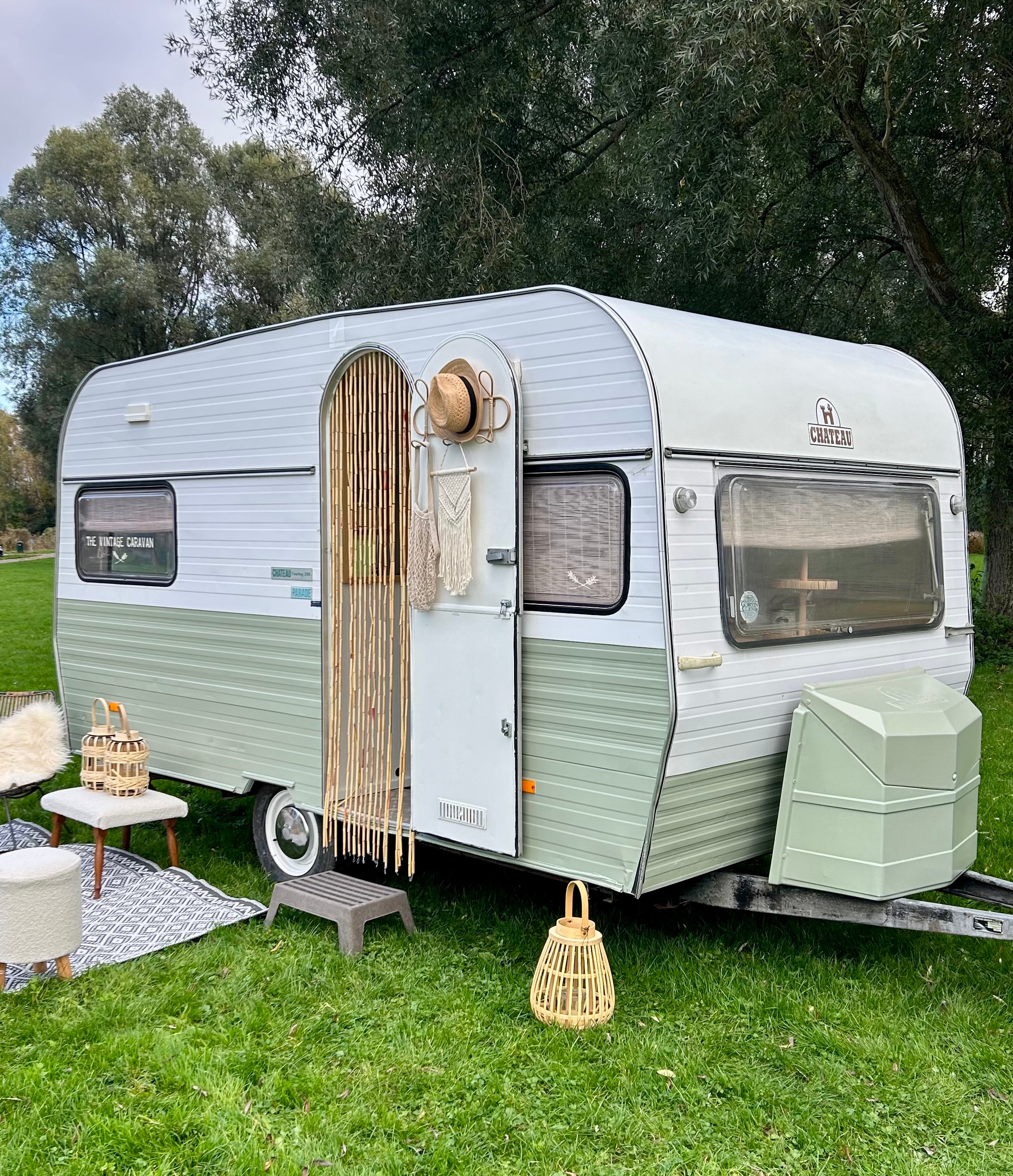 Wohnwagenfarbe Daintree Green 