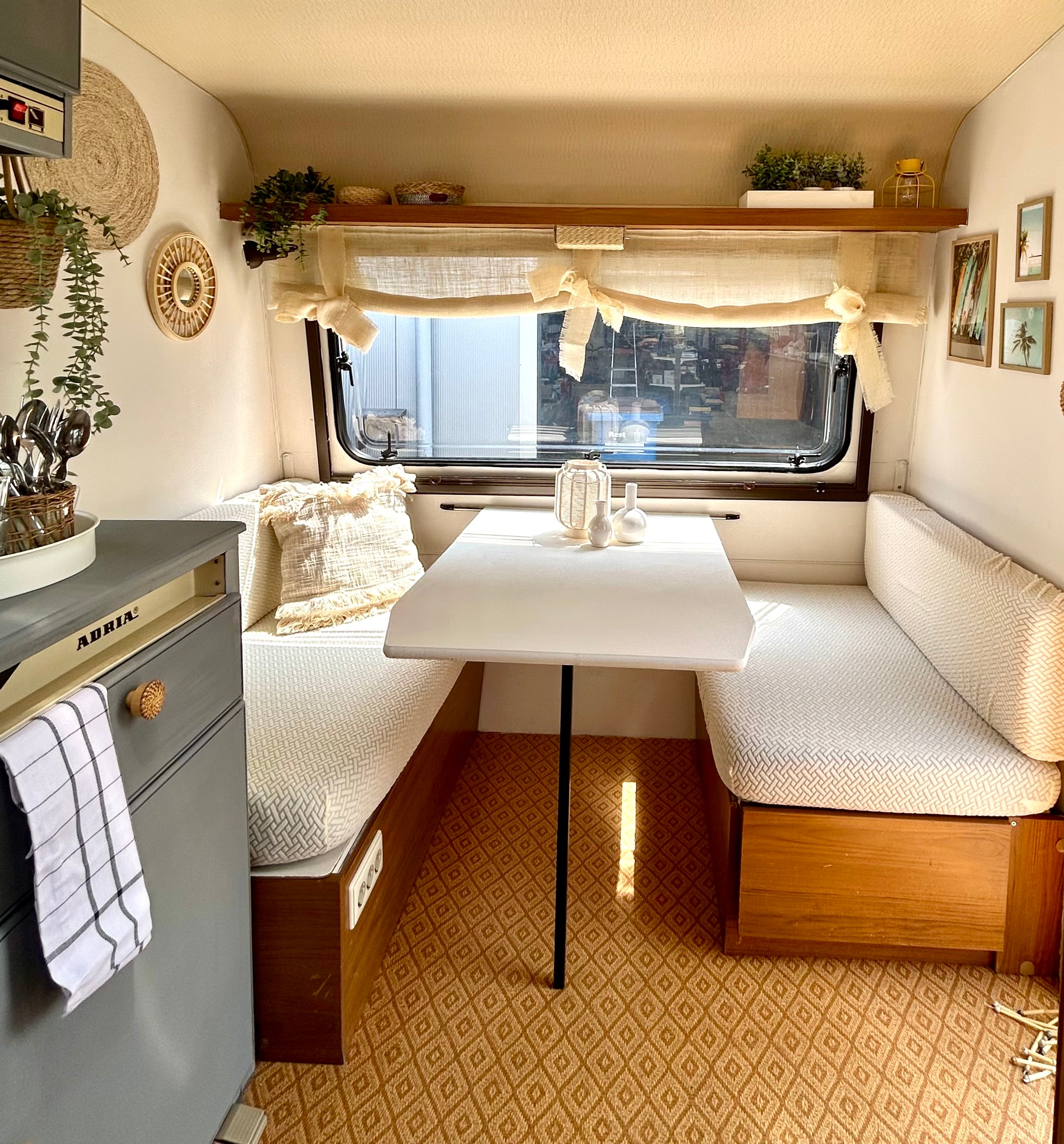 Sitzbankbezüge für Züge – DIY-Wohnwagenrenovierung