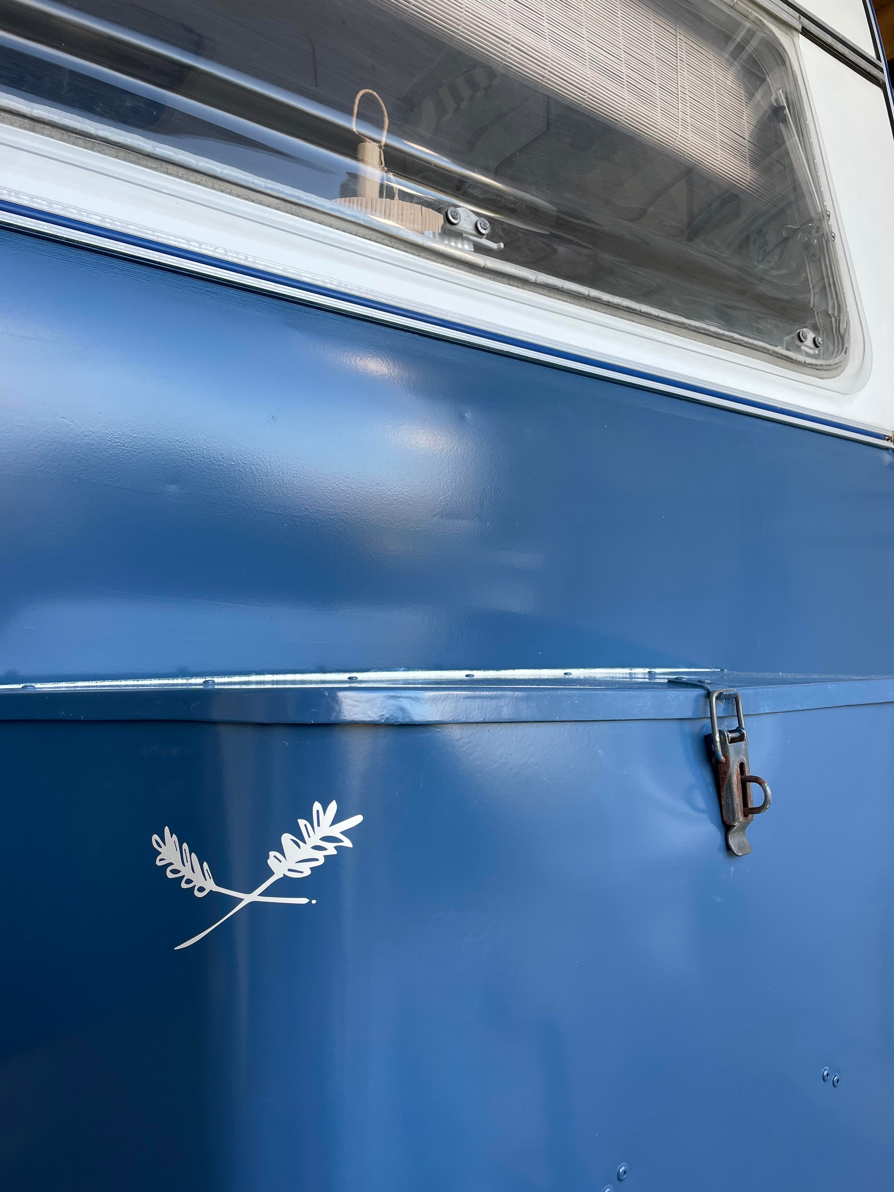 Wohnwagenfarbe Pacific Blue 