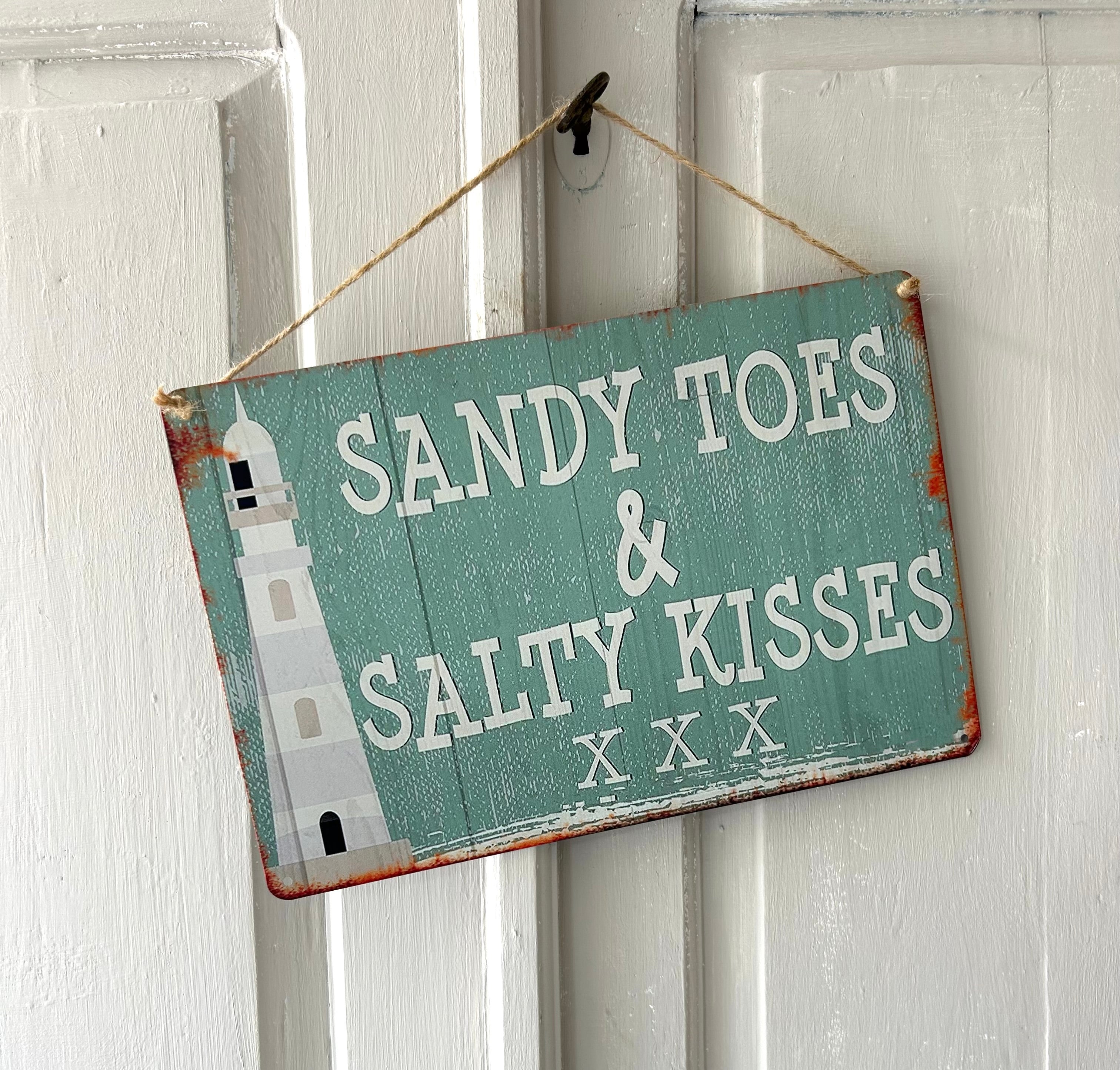 Retro-Wohnwagen-Schilddekoration: Sandy Toes & Salty Kisses
