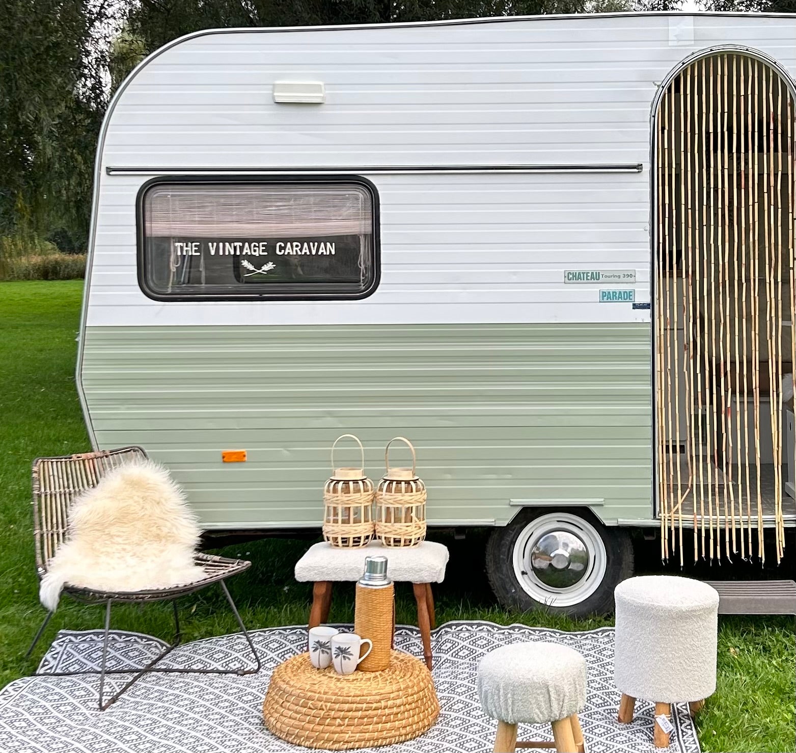 Bambuslaterne – Boho-Wohnwagen-Atmosphäre